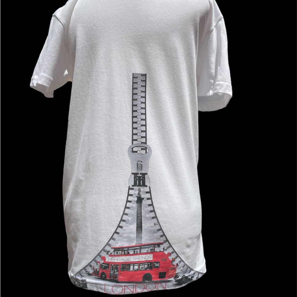 Unusual London T-shirt Double Decker Bus Giant Zipper